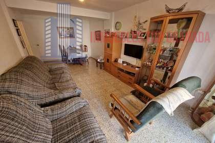 For sale of flat in Granada