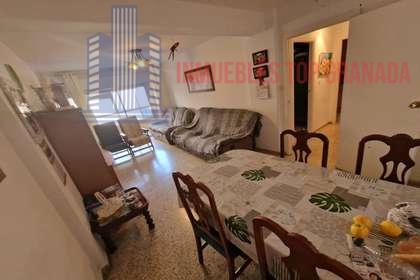 For sale of flat in Granada