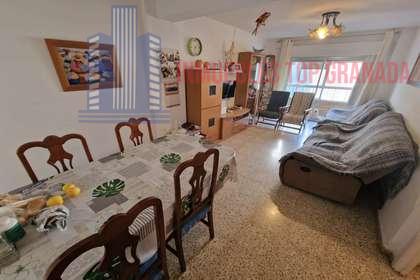 For sale of flat in Granada