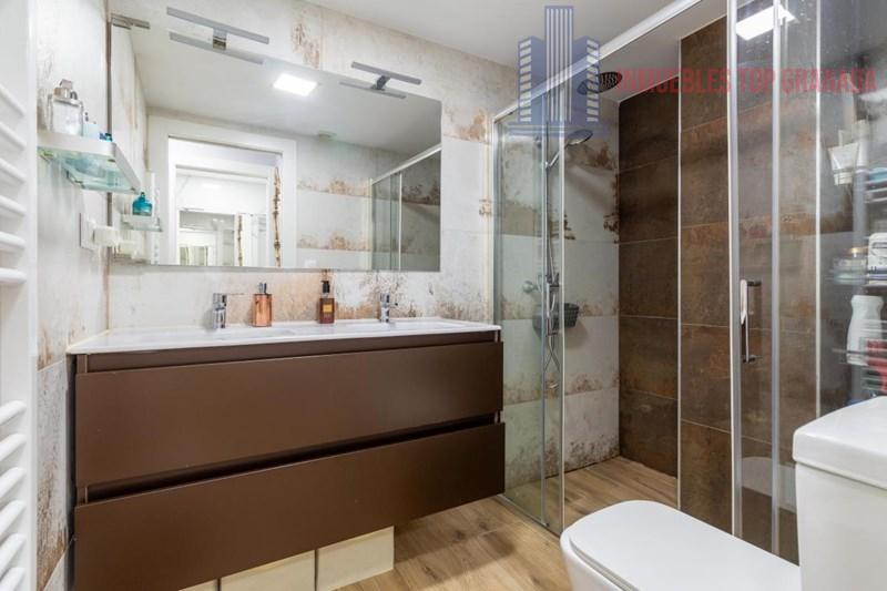 Venta de piso en Granada