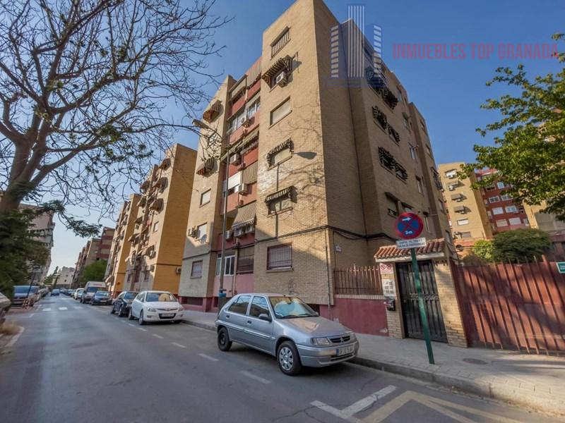 Venta de piso en Granada
