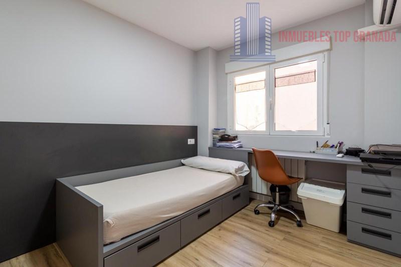 Venta de piso en Granada