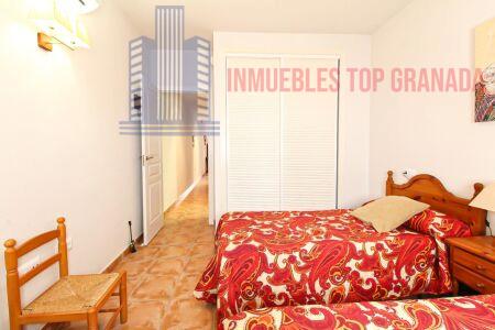 For sale of duplex in Vélez de Benaudalla
