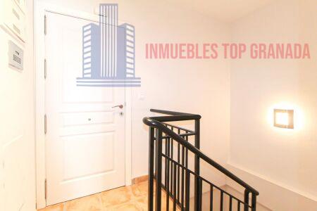 For sale of duplex in Vélez de Benaudalla