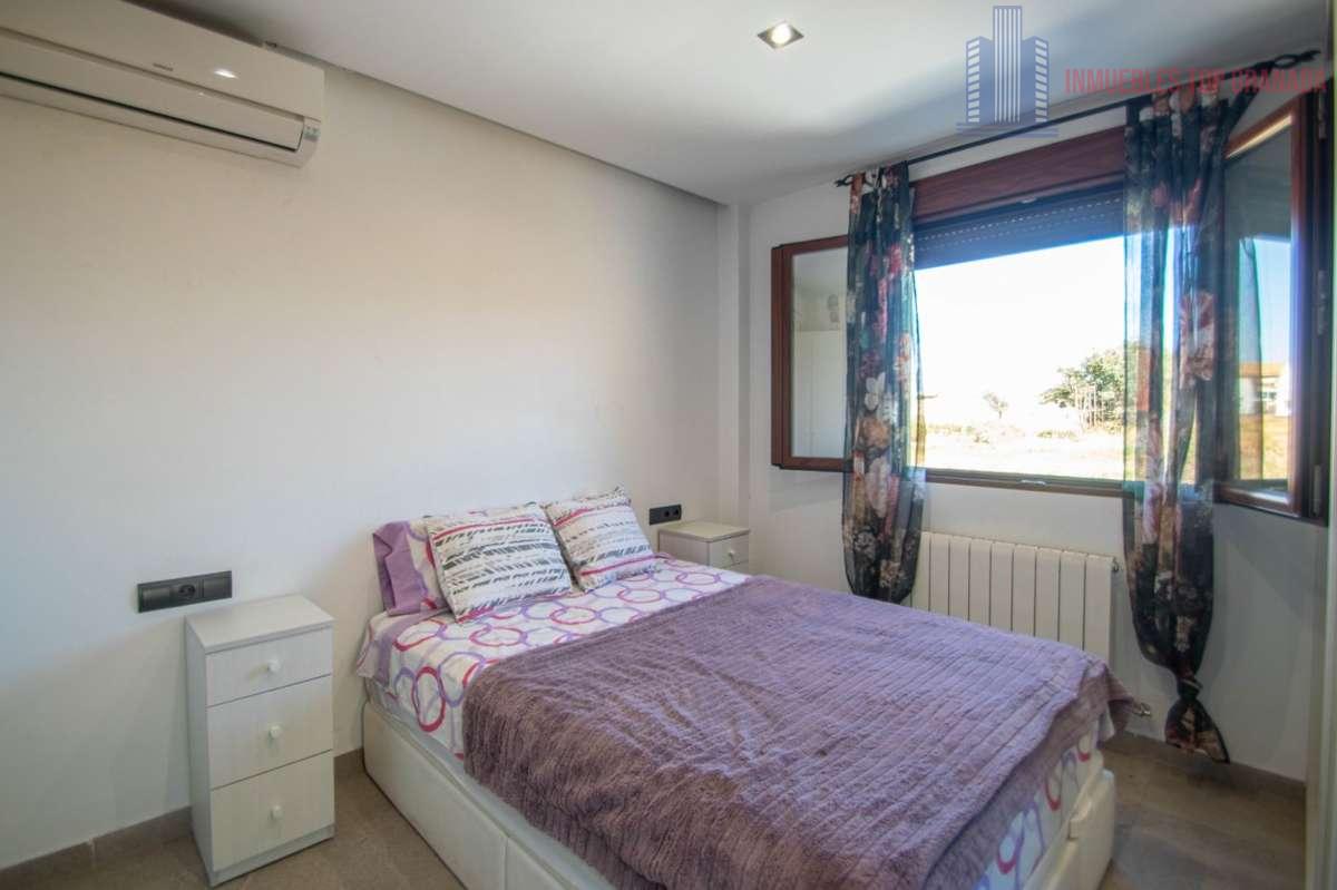 For sale of house in Pulianas