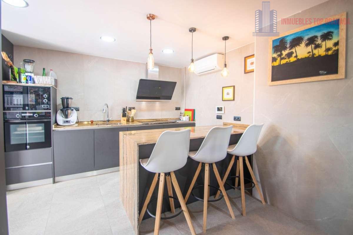 For sale of house in Pulianas