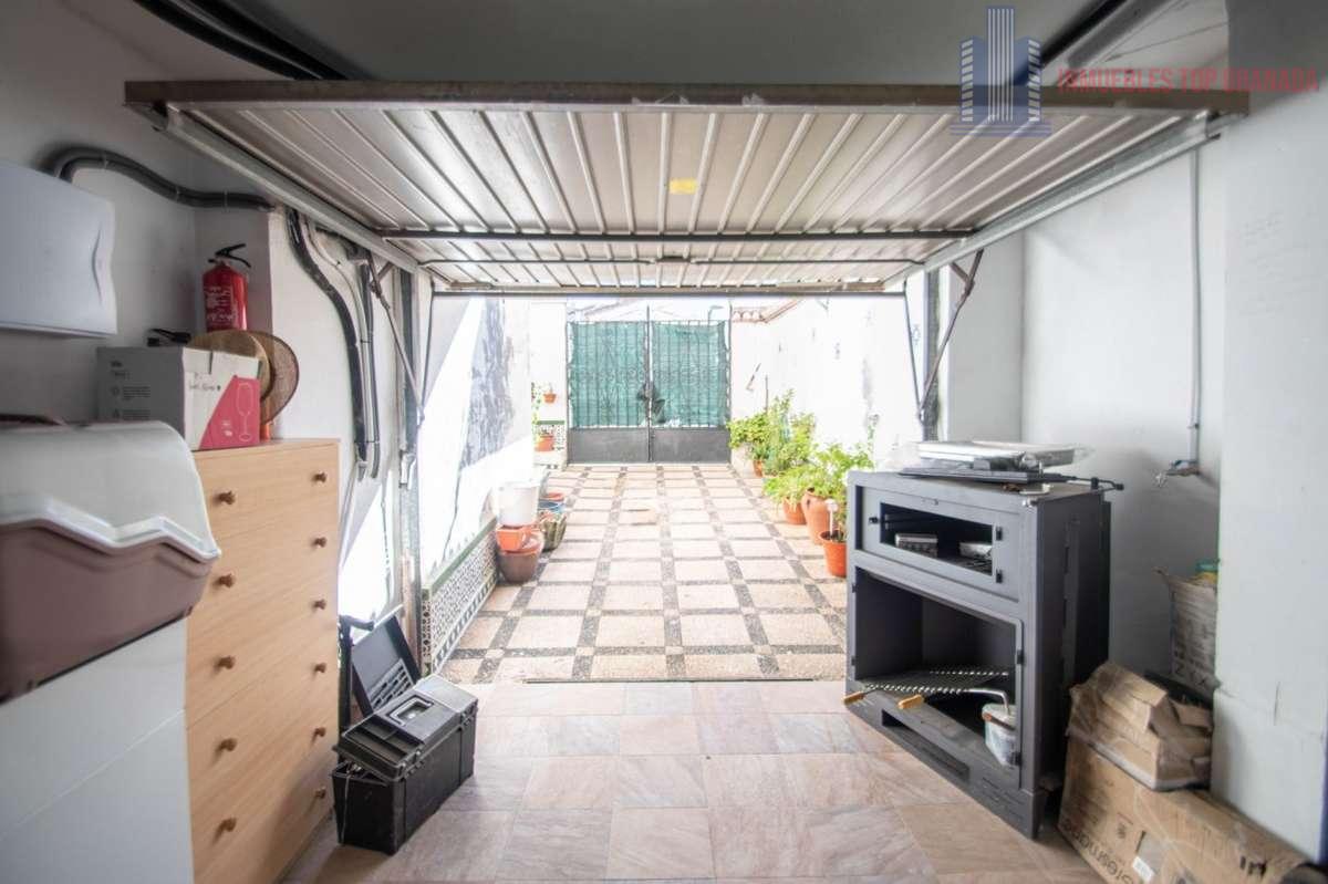For sale of house in Pulianas