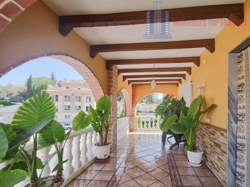 For sale of house in Láchar