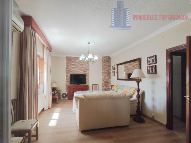 For sale of house in Láchar