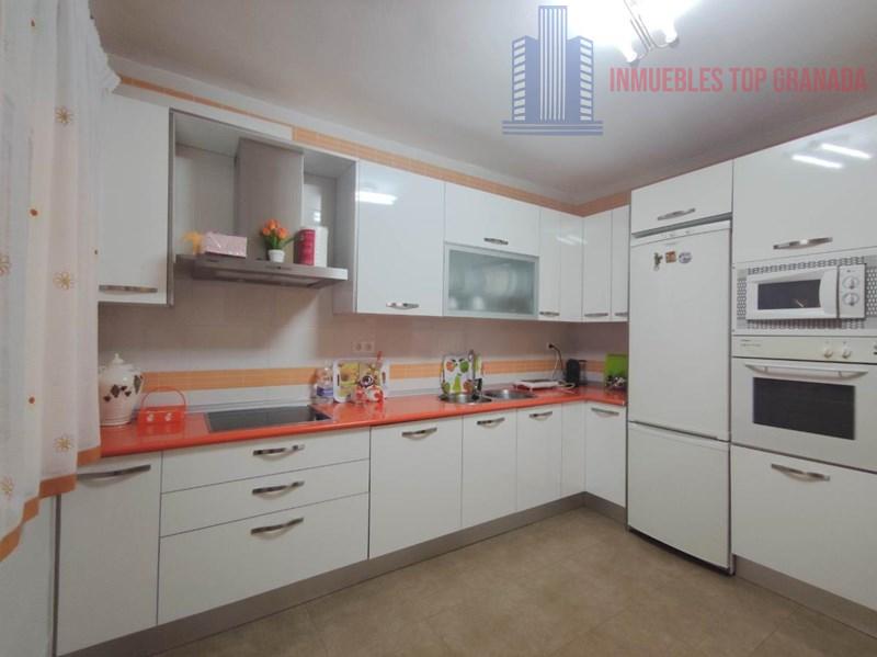 For sale of house in Láchar