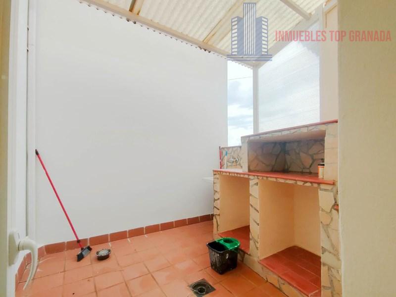 For sale of flat in Moraleda de Zafayona