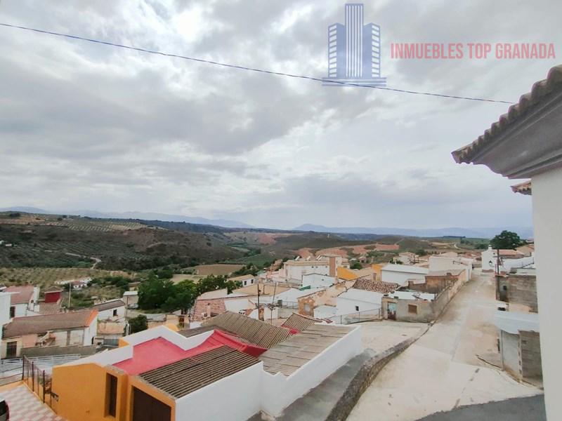For sale of flat in Moraleda de Zafayona