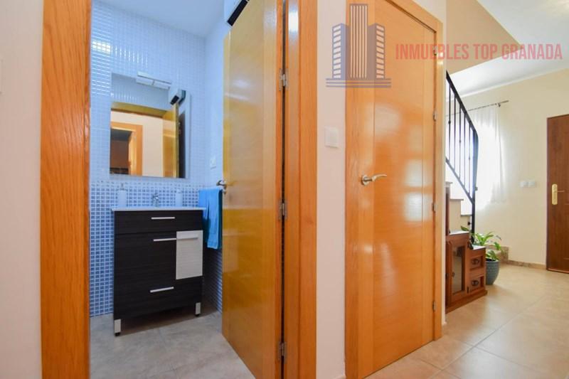 For sale of house in Fuente Vaqueros