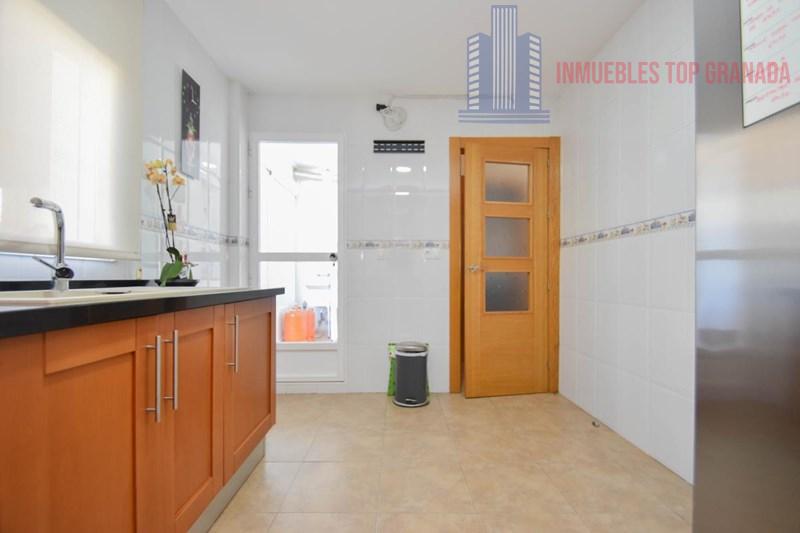 For sale of house in Fuente Vaqueros