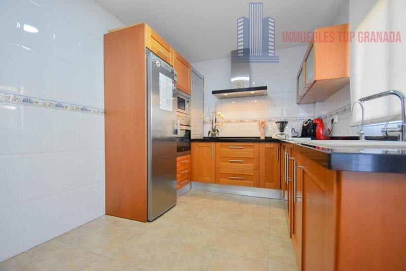 For sale of house in Fuente Vaqueros