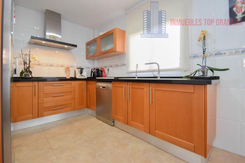 For sale of house in Fuente Vaqueros