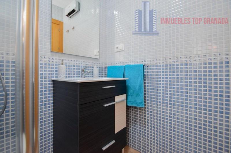 For sale of house in Fuente Vaqueros