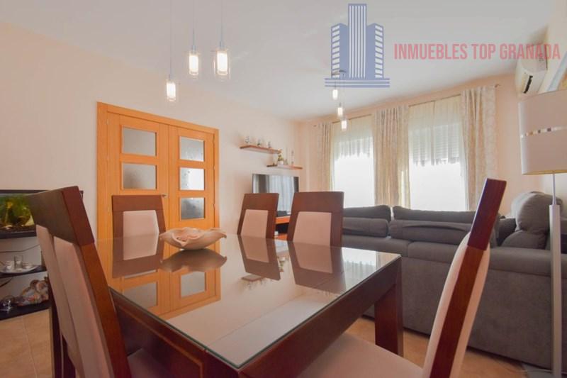 For sale of house in Fuente Vaqueros