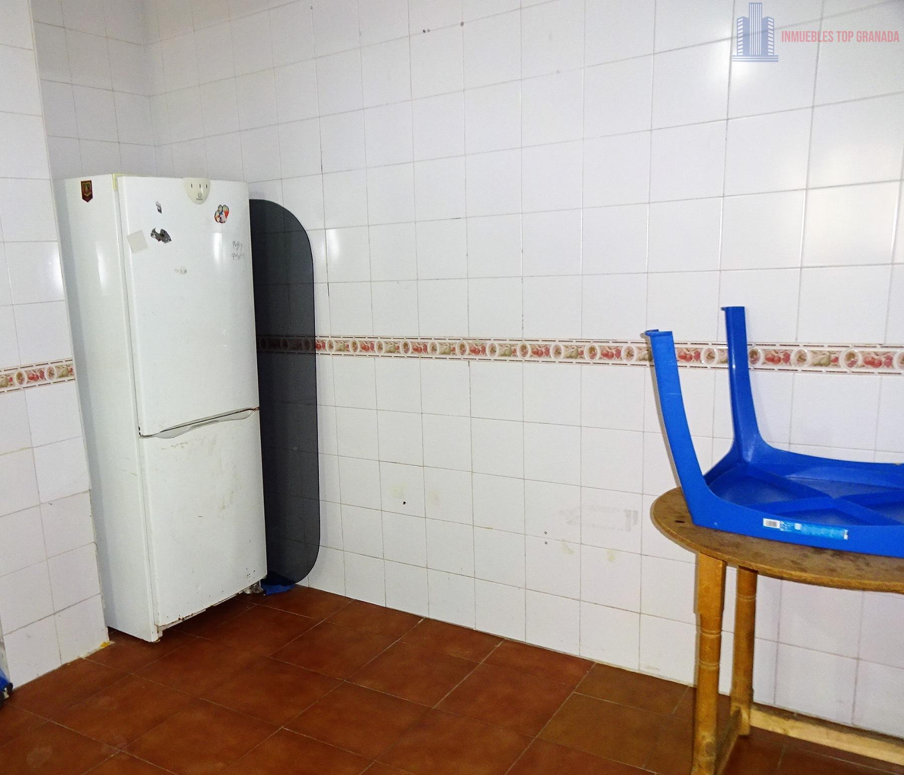 For sale of house in Granada