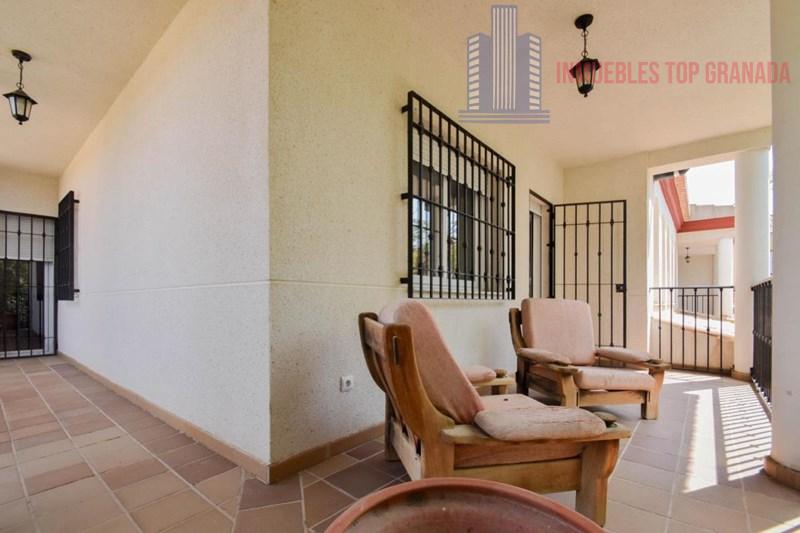 Venta de chalet en Santa Fe