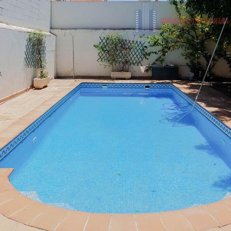 Venta de chalet en Santa Fe