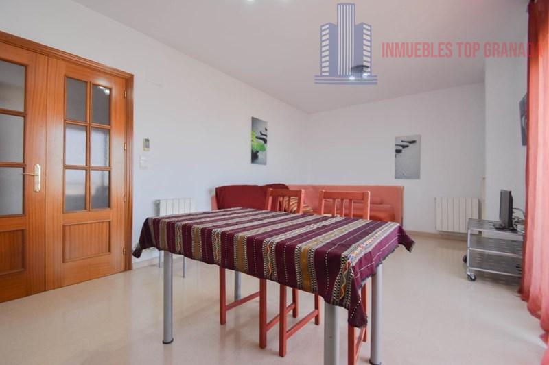 For sale of flat in Granada