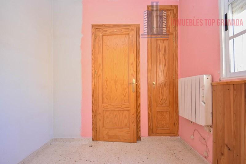 For sale of flat in Armilla