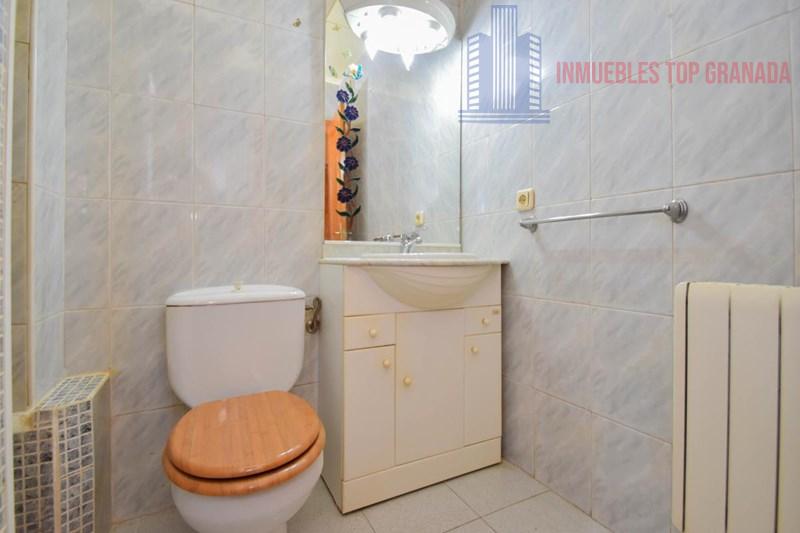 For sale of flat in Armilla