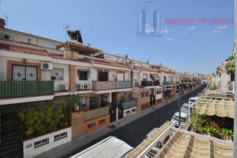 For sale of flat in Armilla