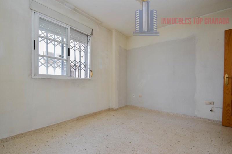 For sale of flat in Armilla