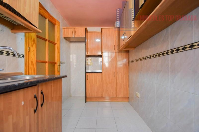 For sale of flat in Armilla