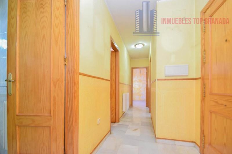 For sale of flat in Armilla