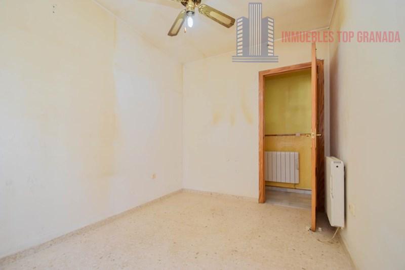 For sale of flat in Armilla