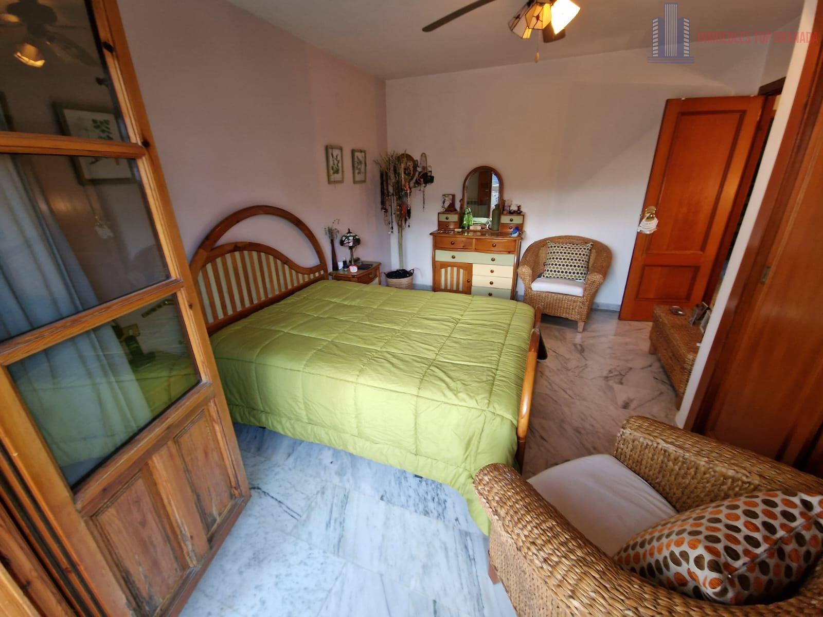 For sale of chalet in La Zubia