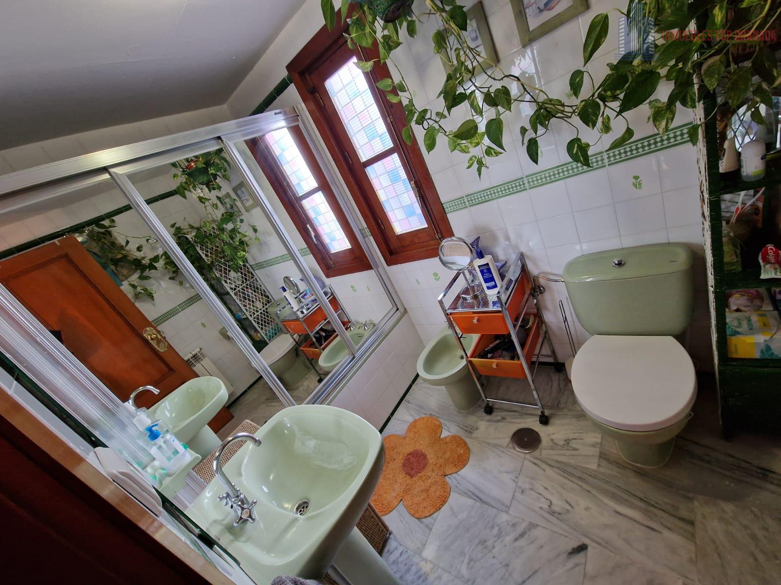 For sale of chalet in La Zubia