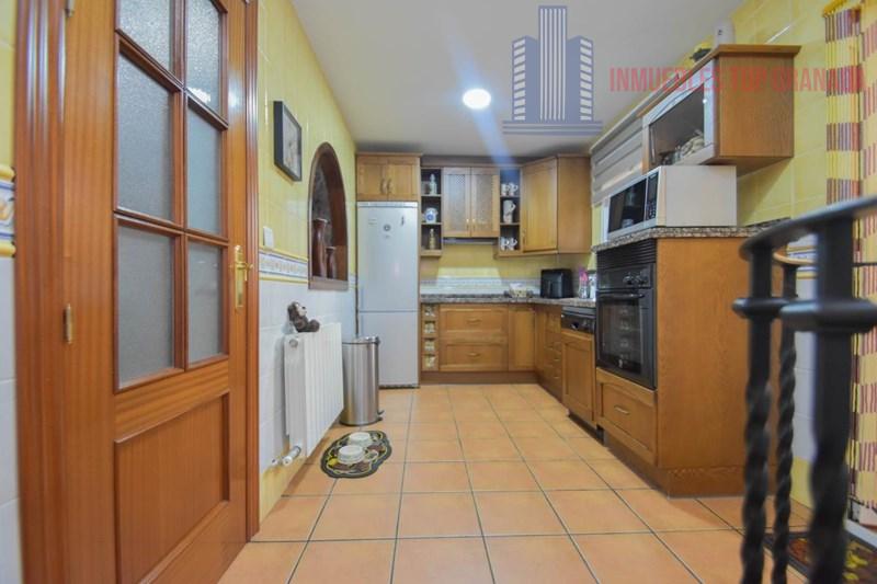 For sale of house in Atarfe