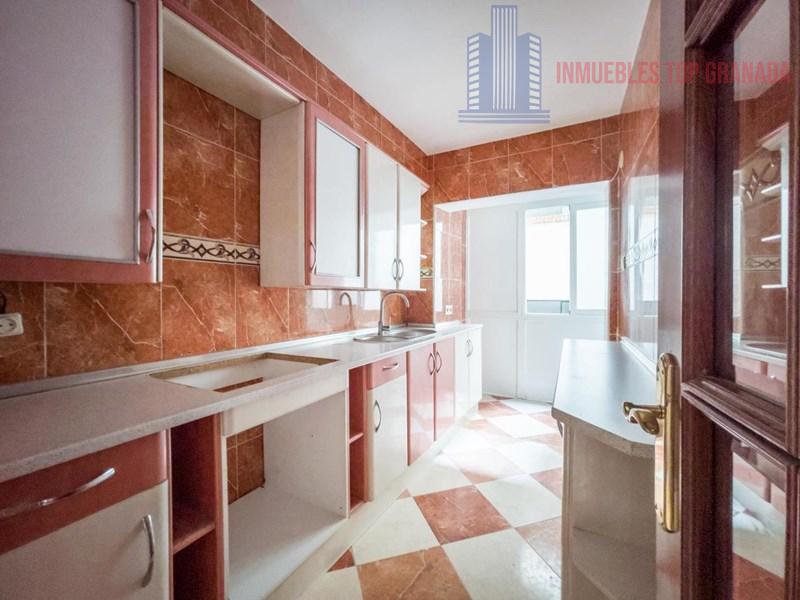 For sale of flat in Armilla