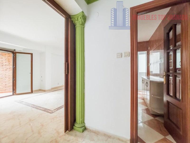 For sale of flat in Armilla