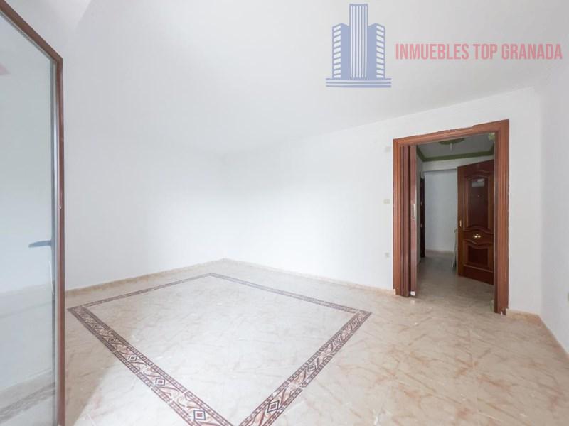 For sale of flat in Armilla