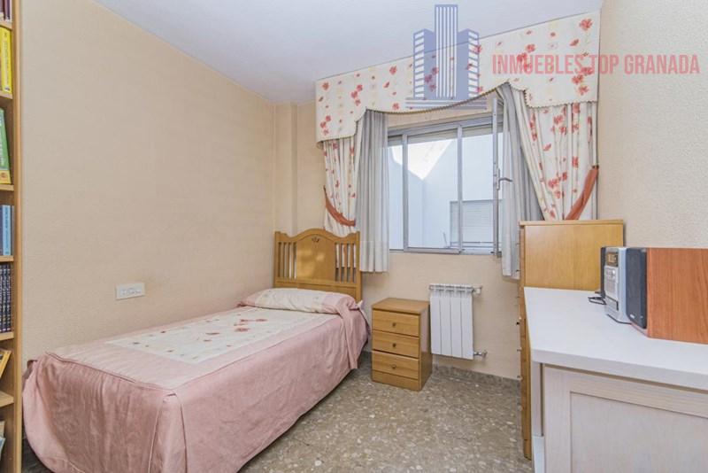 Venta de piso en Granada