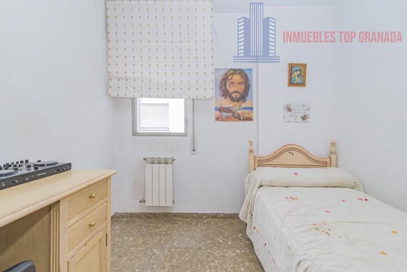 Venta de piso en Granada