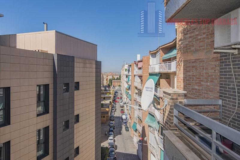 Venta de piso en Granada