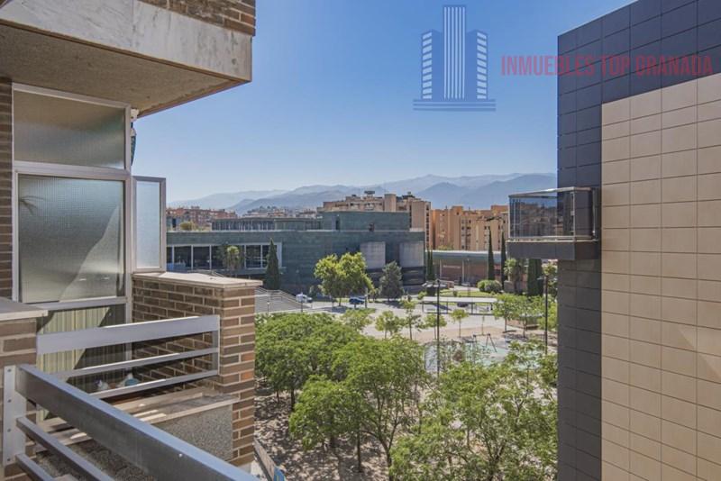 Venta de piso en Granada