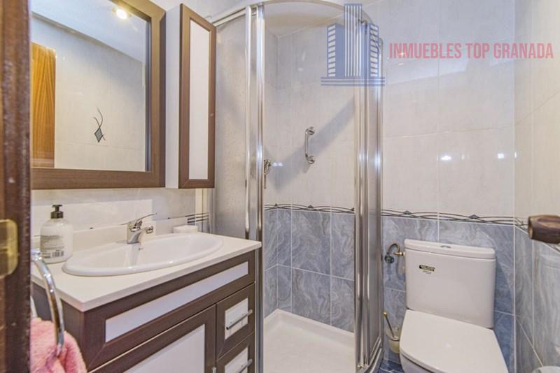 Venta de piso en Granada