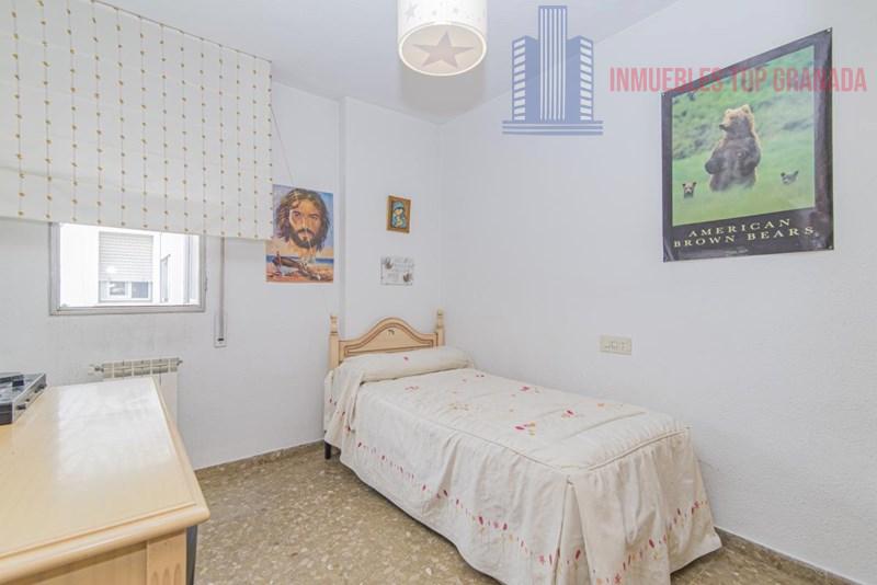 Venta de piso en Granada
