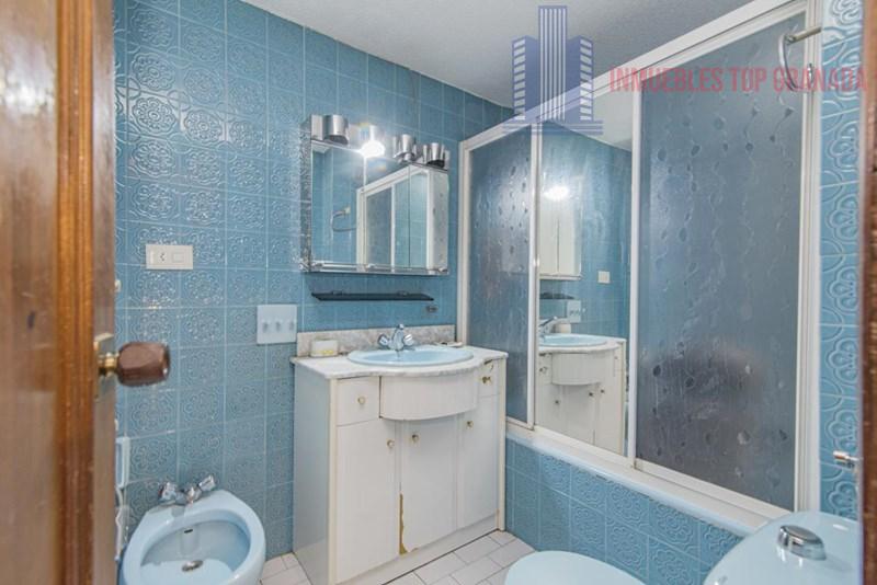 Venta de piso en Granada