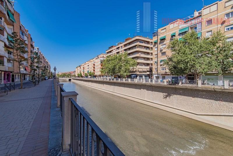 Venta de piso en Granada