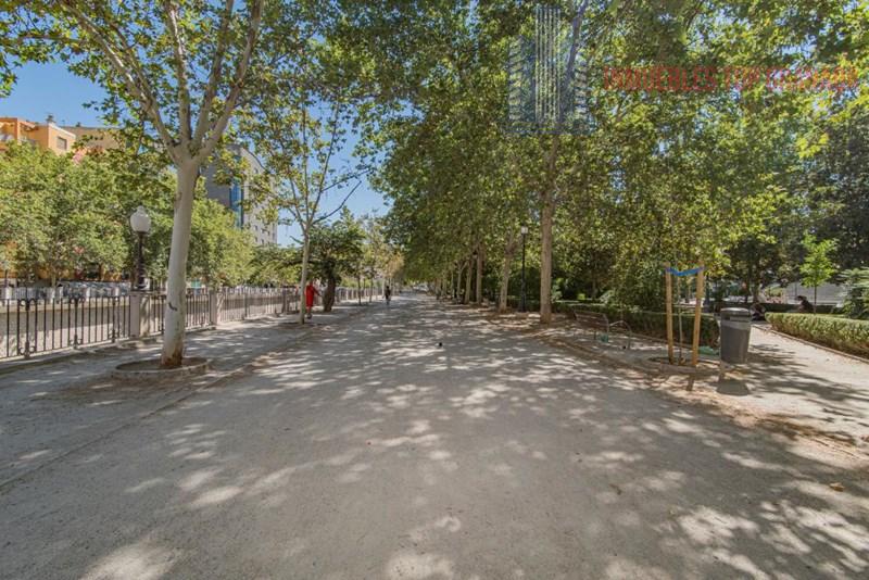 Venta de piso en Granada