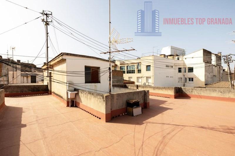 For sale of flat in Granada