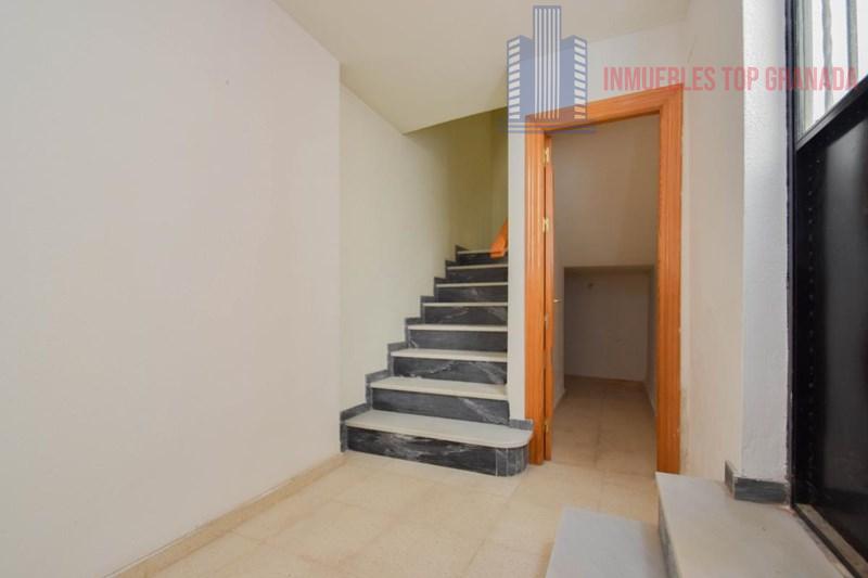 For sale of house in Otura